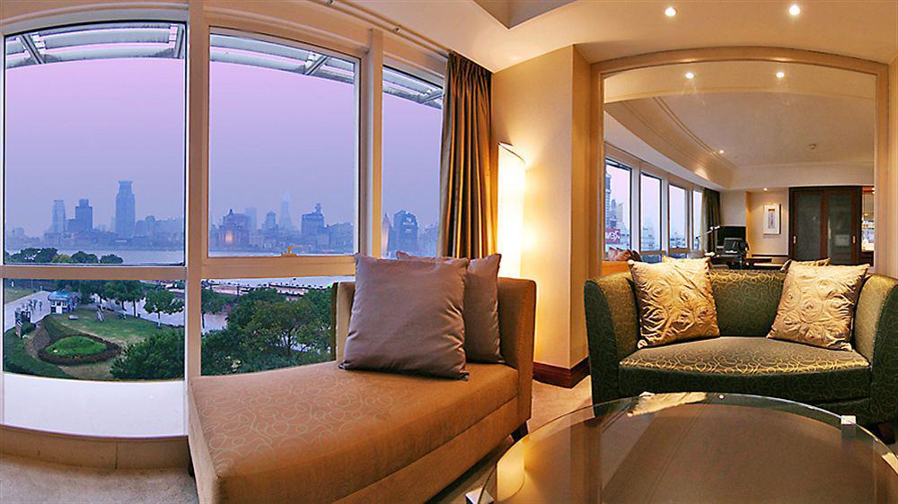 Oriental Riverside Bund View Hotel 5*